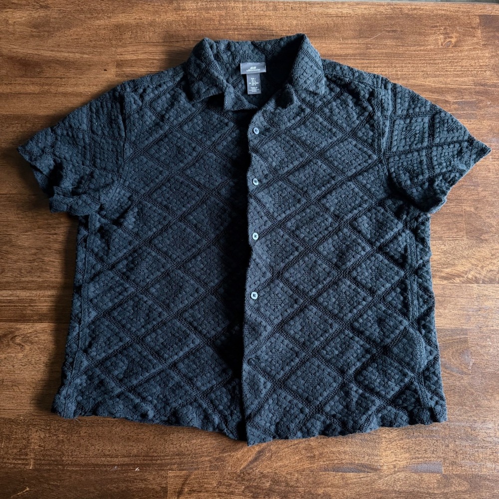 HM Regular Fit Diamond Lace Knit Short Sleeve Button Up Shirt Black Large